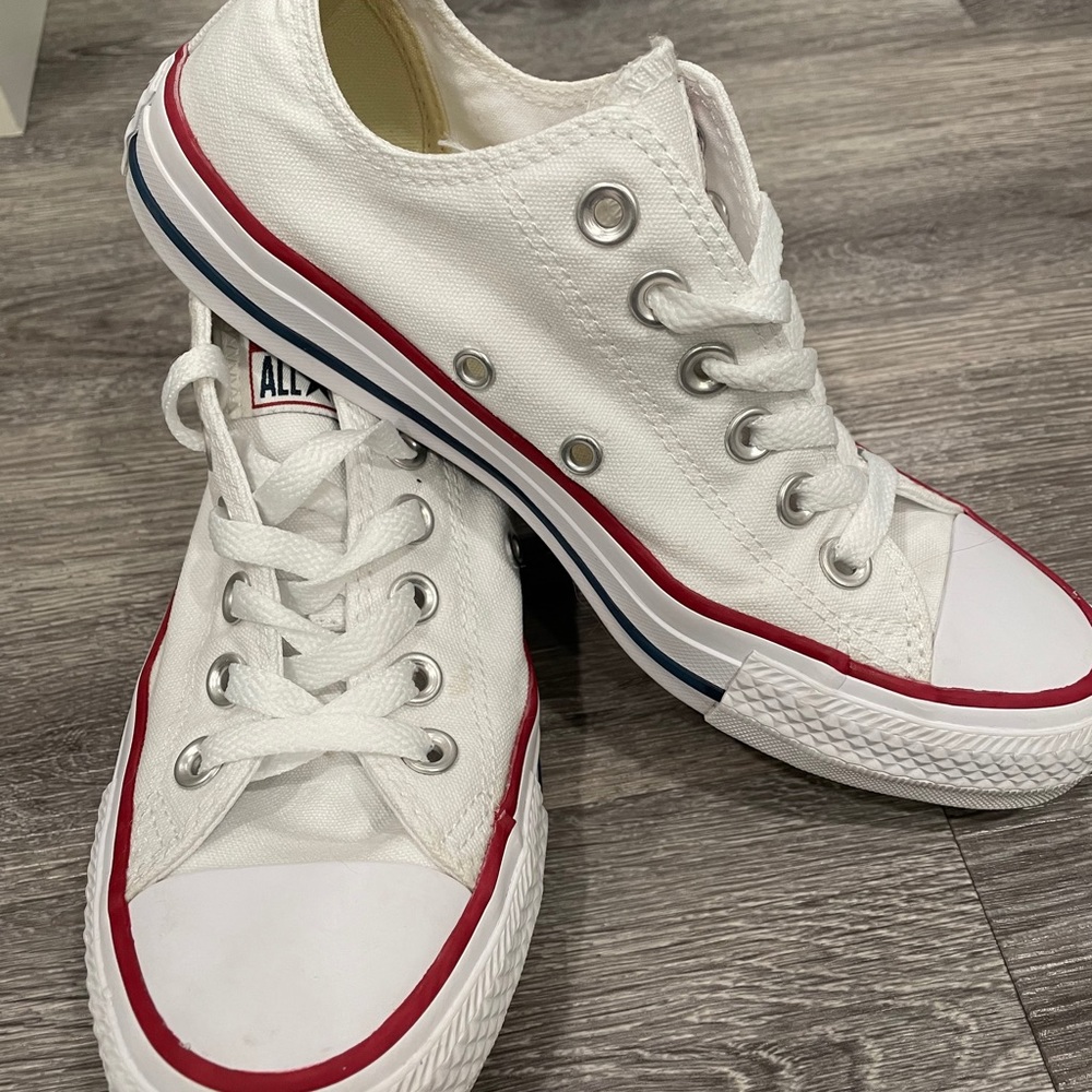 White low top converse
